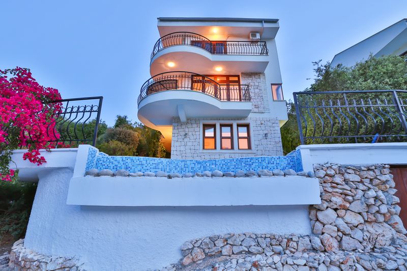 alba property kas