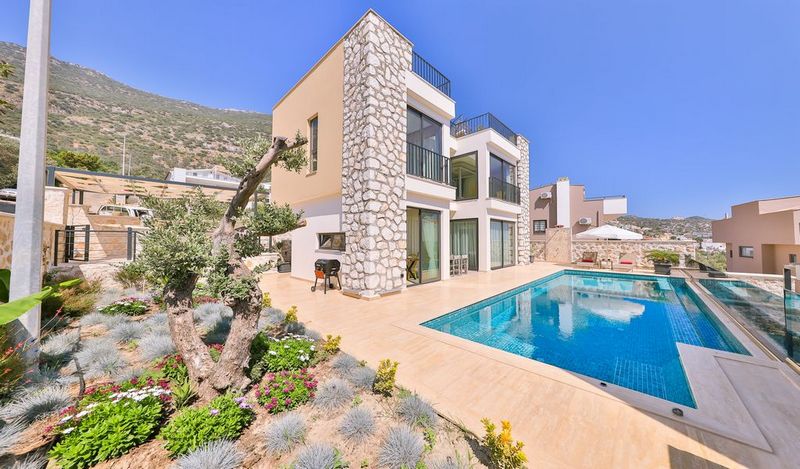 alba property kas